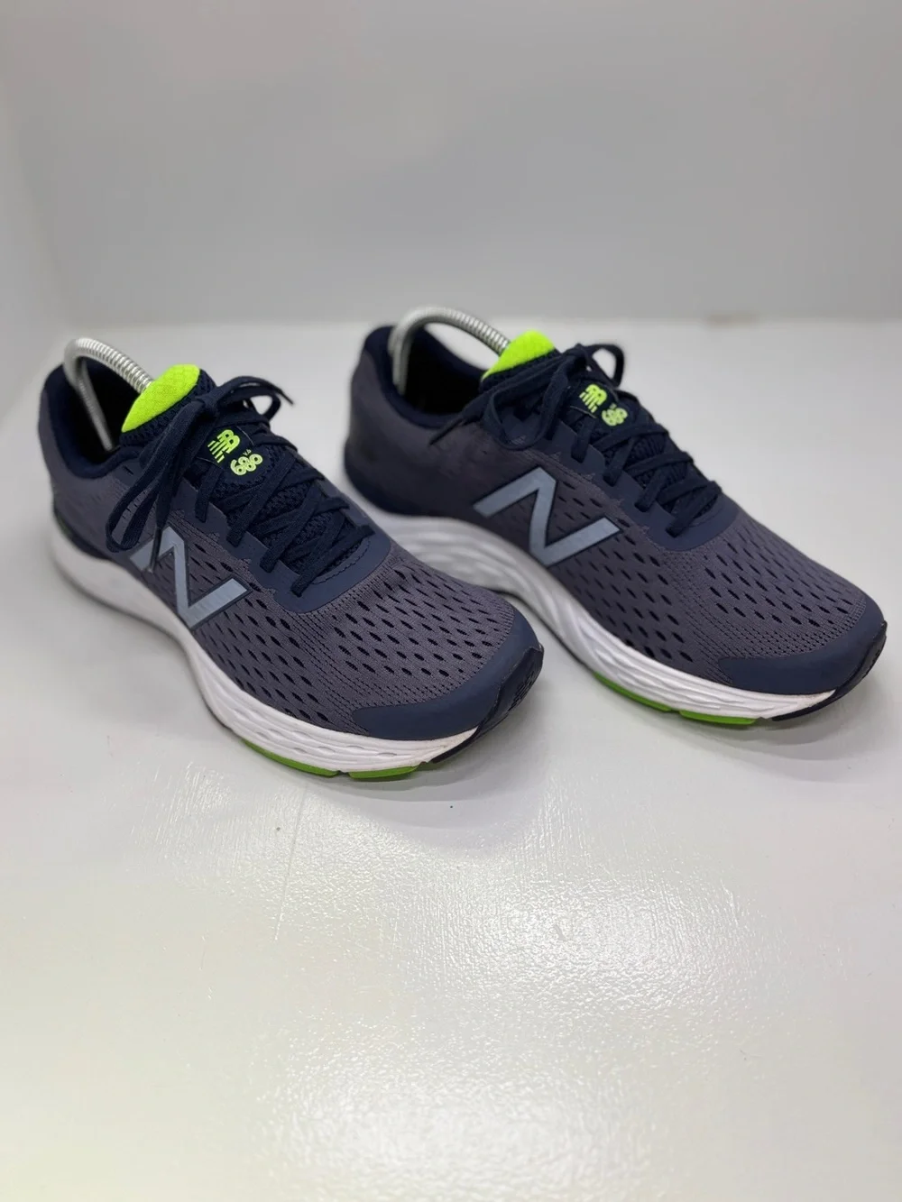 New Balance 680 v6 Men's 9.5 Gray Navy Lime Running Shoes M680LG6